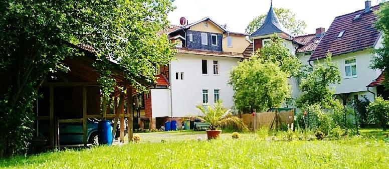 Haus Amelie Lägenhet Bad Salzungen Exteriör bild